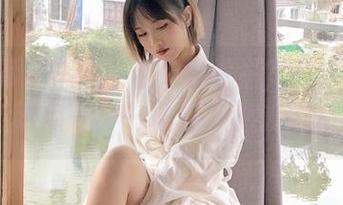 听别人说有事发生？赶紧打开观看“15吃瓜”，一秒进入八卦的旋涡里！