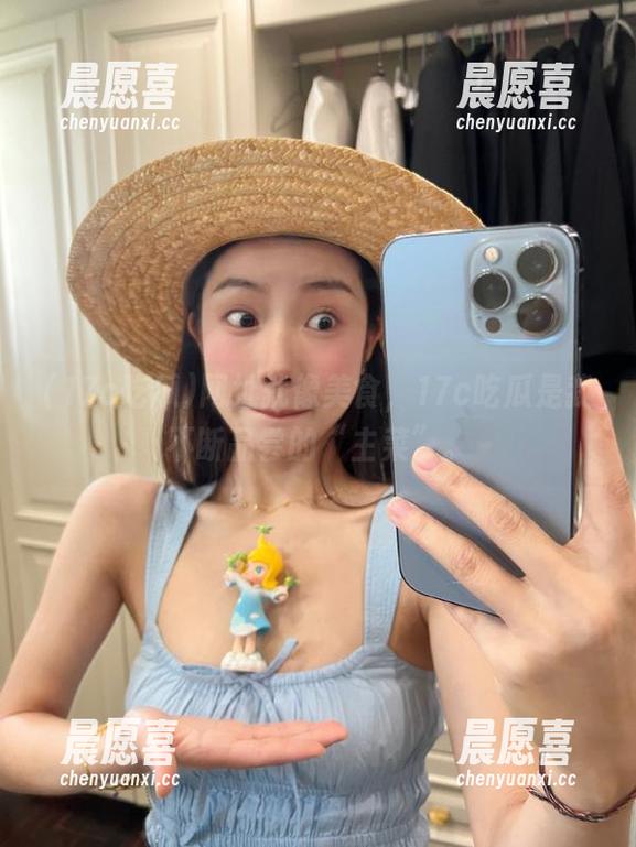 17c吃瓜 网址就像美食,17c吃瓜是我不断品尝的“主菜”。