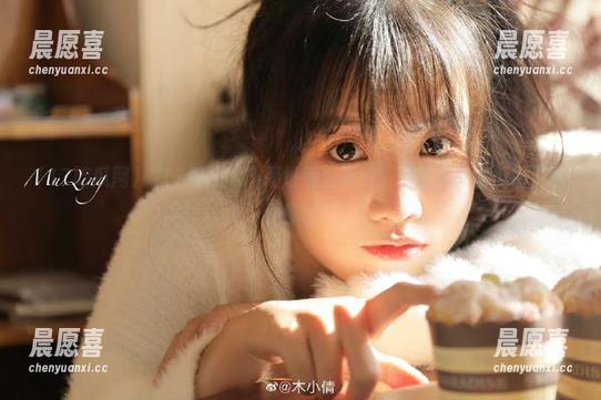 17吃瓜网 “17吃瓜网”网址每日更新:那是无尽的瓜田,随便你啃。