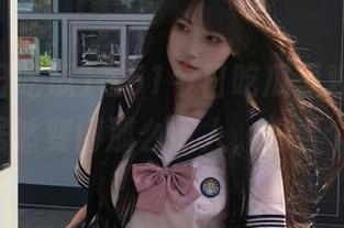 在51今日吃瓜里观看，fun内涵居然变得那么撩人，想看个不停！