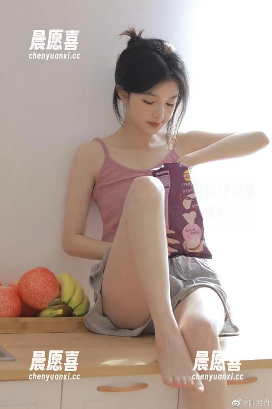 51吃瓜 听说51吃瓜cg网站是热门美食推荐,等会我能找到巧克力吗?
