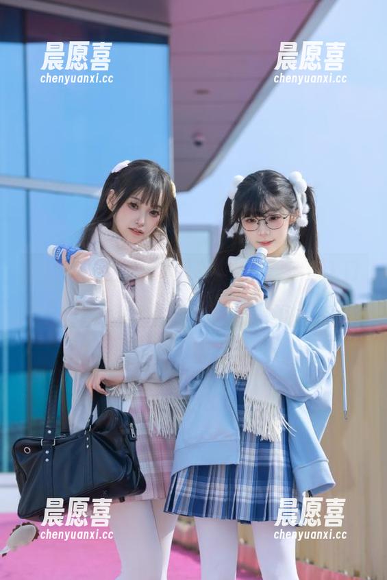 51吃瓜的奇怪视频，难道入口就在那天台上？