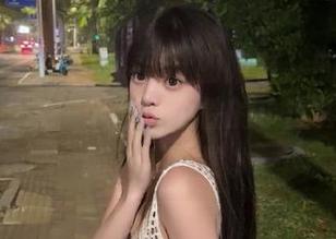 观看51朝阳群众的评论区，仿佛走入一个充满个性的小世界，各种新鲜感炸裂。