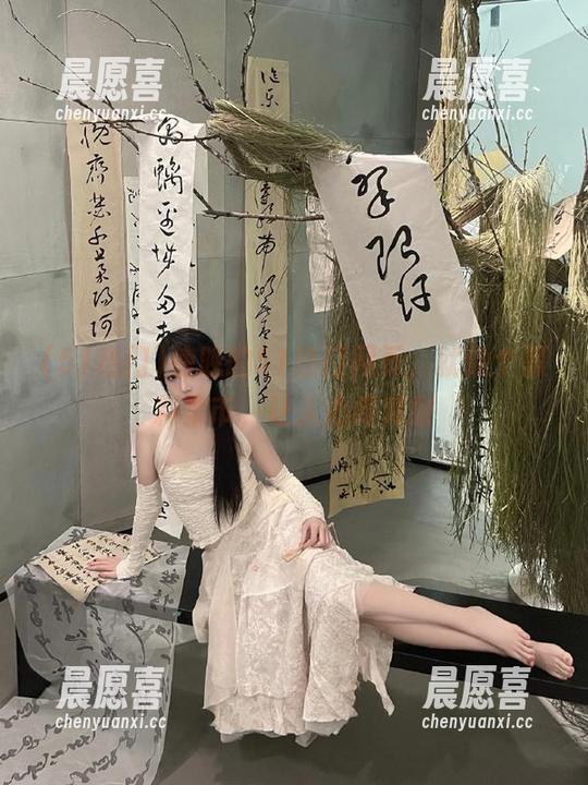 51热门 傍晚的51热门网页,就像个黑料集市,让人心痒难耐