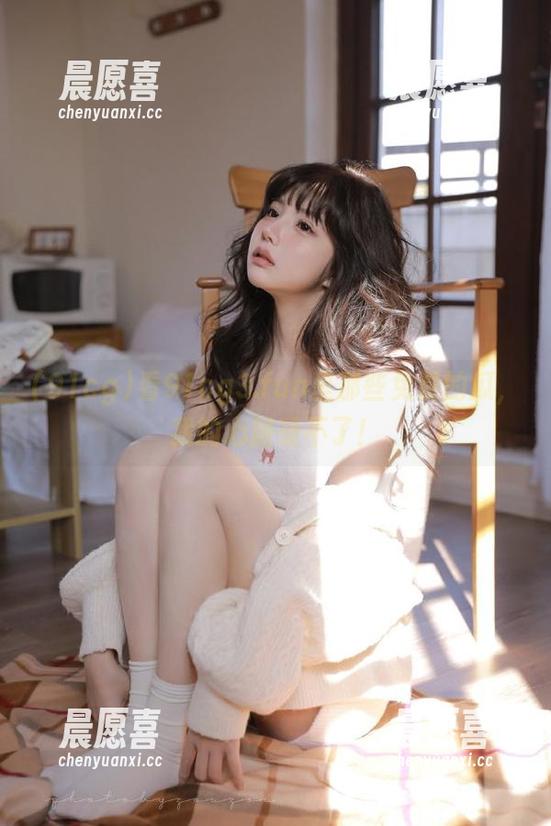 看91cg3.fun里那些免费的瓜，我的心脏受不了！