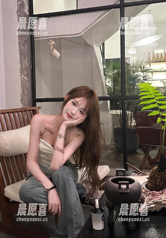 91吃瓜 视频看得我眼花缭乱,果然安卓加上91吃瓜是最佳搭档!