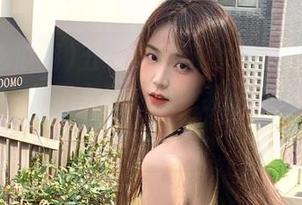 五一吃瓜网今天又有新瓜了，分享一个不太熟的瓜！我这边好像有点意思！
