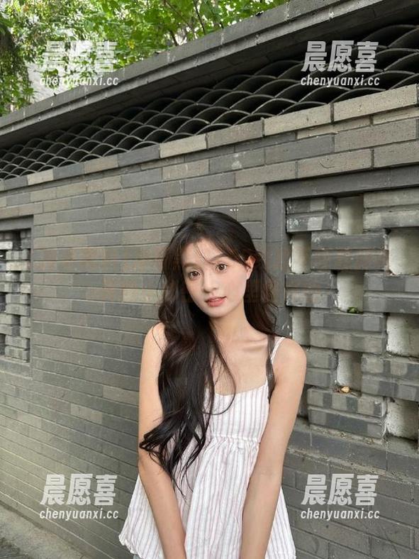 冲哥黑料 冲哥黑料155线路不经意间揭开的小秘密,心里怪痒的