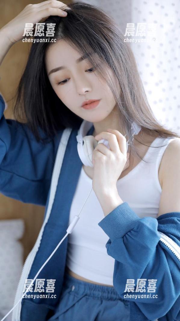 吃瓜网 怪不得大家都在聊,吃瓜网直达最新热门,瑟瑟发抖的心情你懂吗?