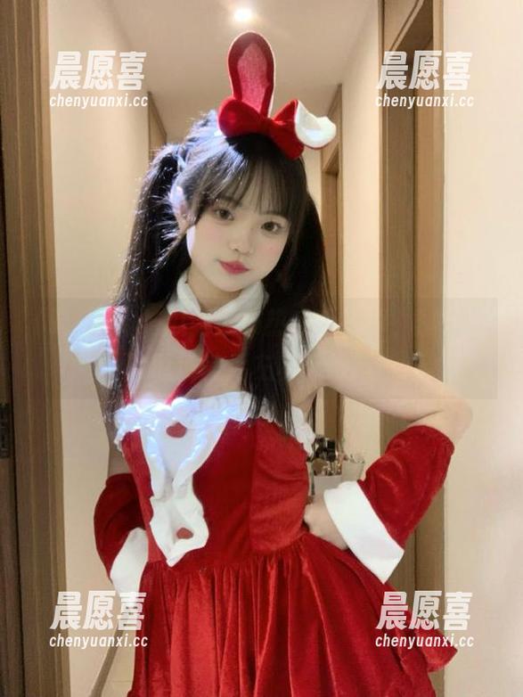 吃瓜网发布热乎乎瓜事，围着这碗瓜汤前后左右瞅瞅吧！