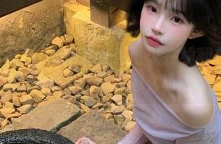 竟然有视频可以在线翻车？吃瓜黑料不止是瓜那么简单！