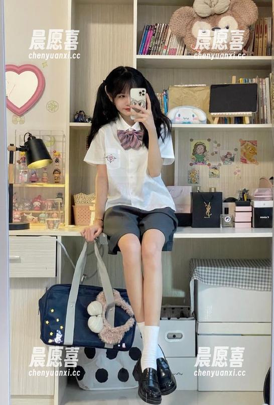 “海角吃瓜”首页：这里的八卦比你奶茶里多的珍珠还要丰富！
