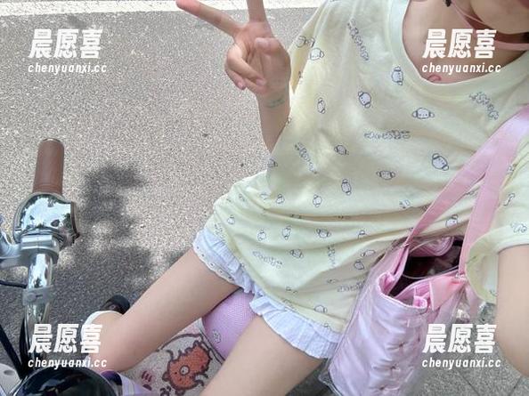 网红黑料 话说这瓜真复杂!网红黑料发布内幕,眼泪从嘴里掉出来!
