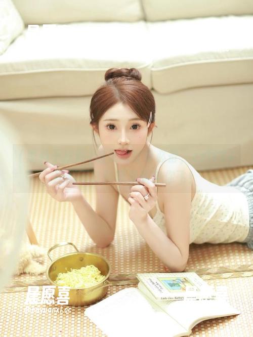 黑料不打烊 追光剑变身必备,zztt24黑料不打烊苹果版带你飞!