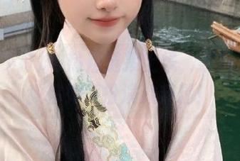 热辣链接上线，黑料不打烊教你如何扮演八卦精！