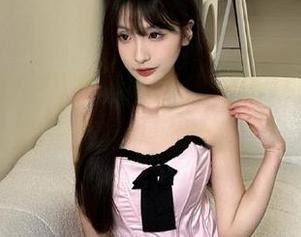 在线围观黑料不打烊万里长征，脑袋里一片混乱，忍不住自言自语。