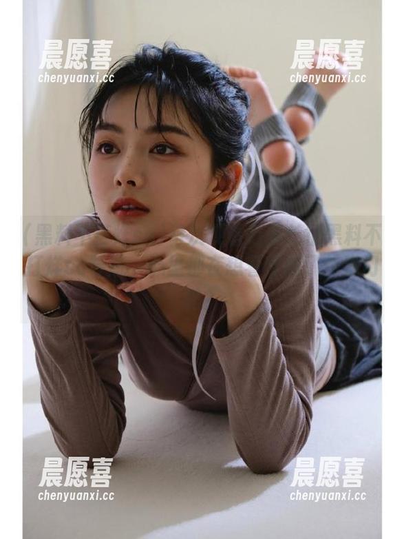 每次观看万篇长征黑料不打烊so导航，心里都在想着穿越了传送门吗？