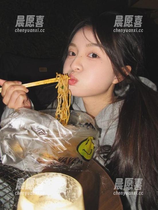 黑料吃瓜 黑料吃瓜app下的线路让人忍不住跟着转,真有趣!