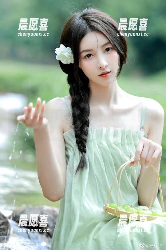 黑料吃瓜网 自手机里挖出瓜来!51黑料吃瓜网安卓发布今日精品,敬请享用…