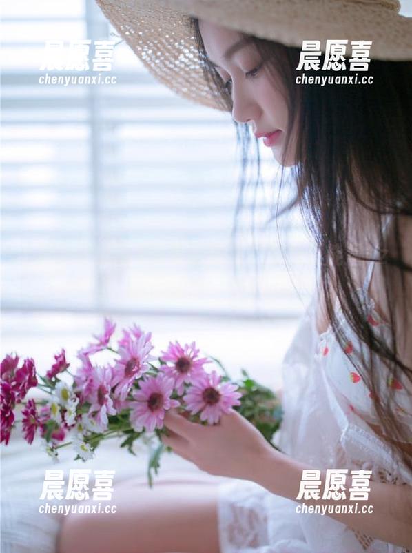 黑料正能量 免费翻滚在“黑料正能量zzzttt”的传送门,跳进瓜田里!