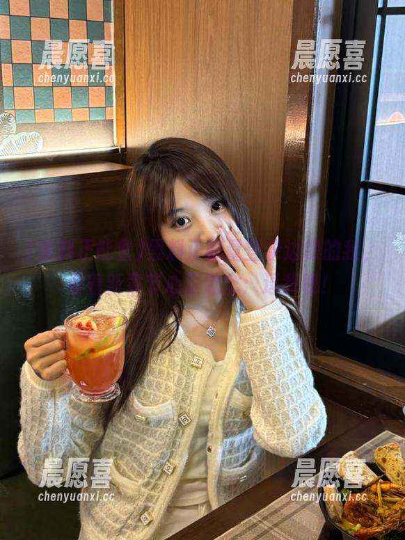 黑料正能量 黑料正能量登录边缘的我,看着新章节心里默念:逗我呢!