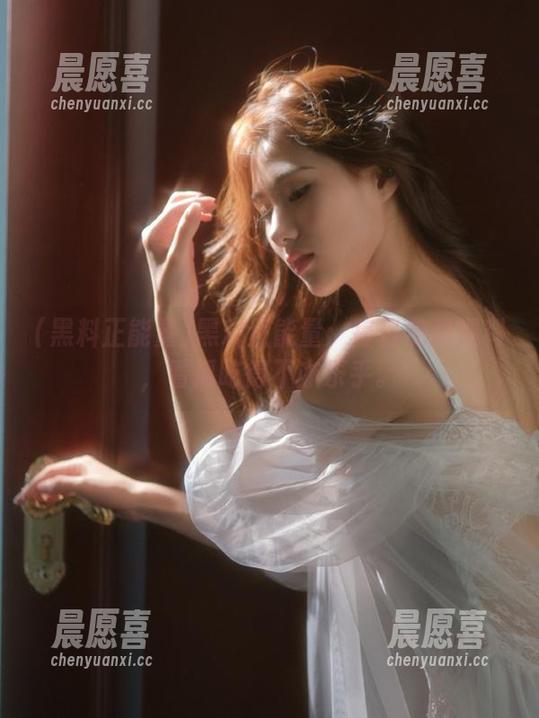 黑料正能量 黑料正能量:每日免费爆料,看瓜吃得不亦乐乎。