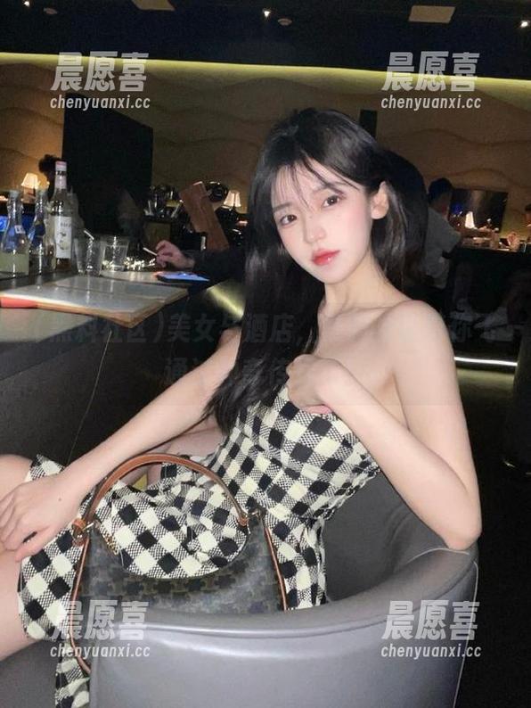 黑料社区 美女与酒店,黑料社区带你飞通过神奇传送门!